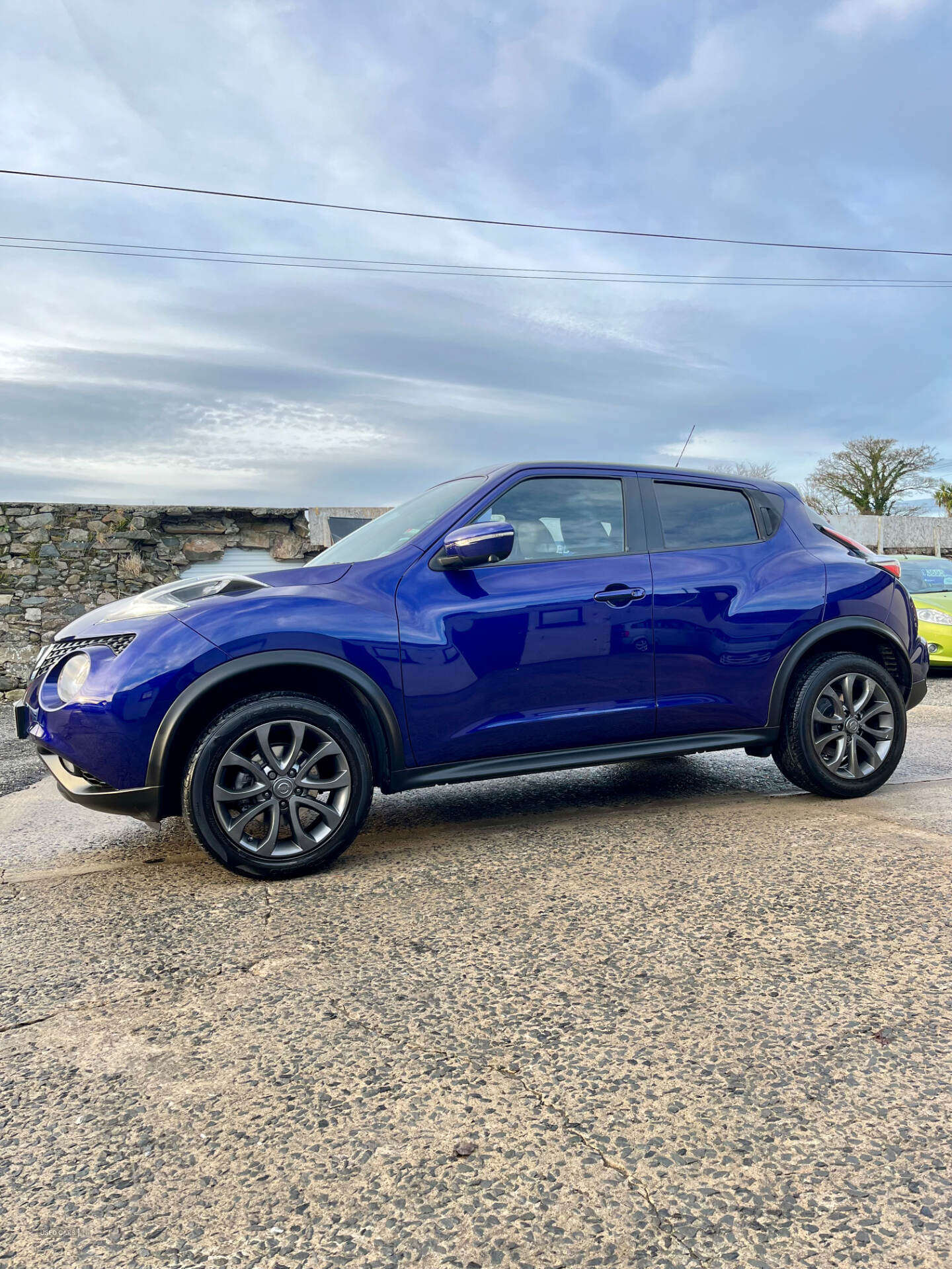 Nissan Juke HATCHBACK in Down