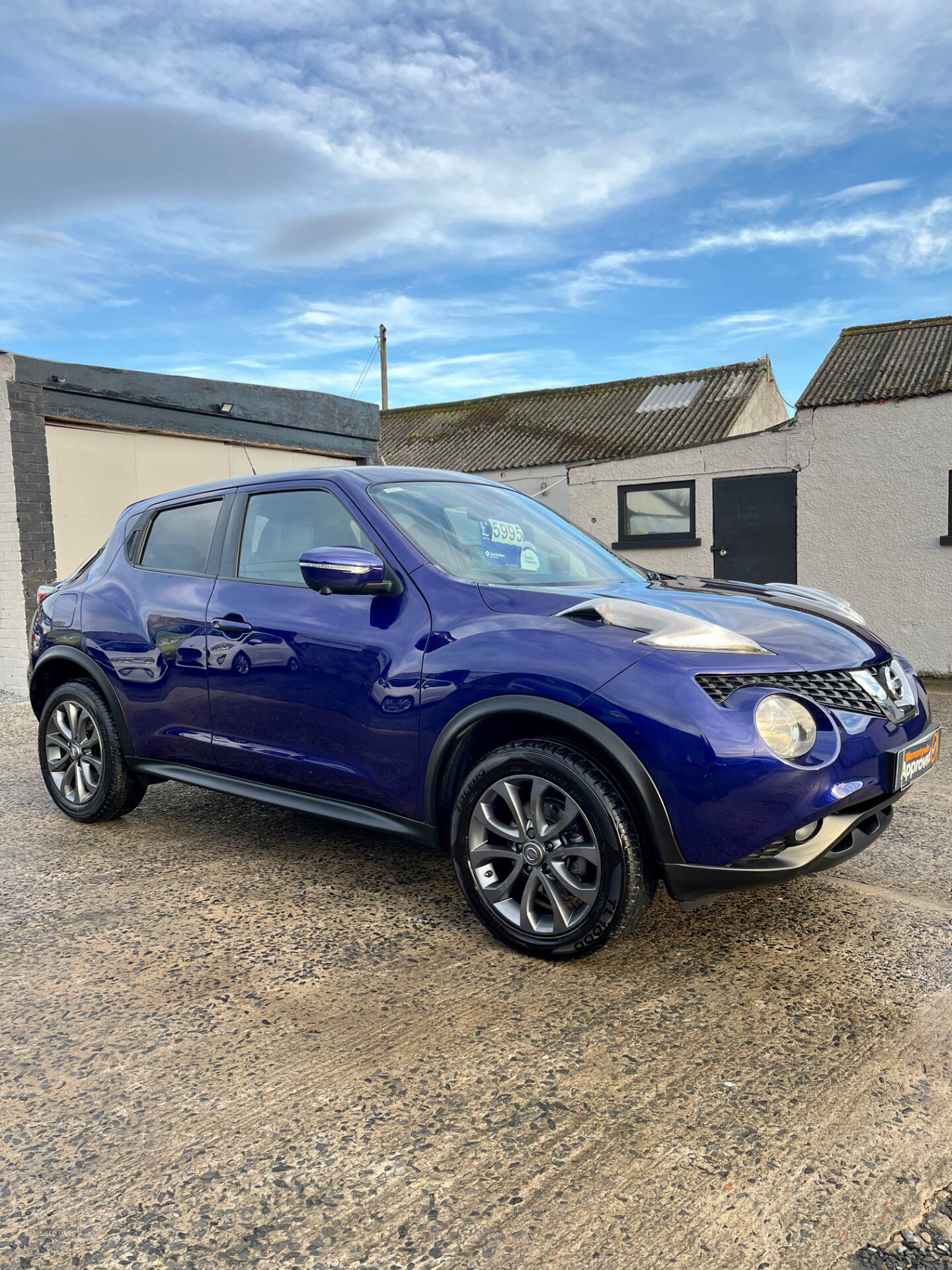 Nissan Juke HATCHBACK in Down