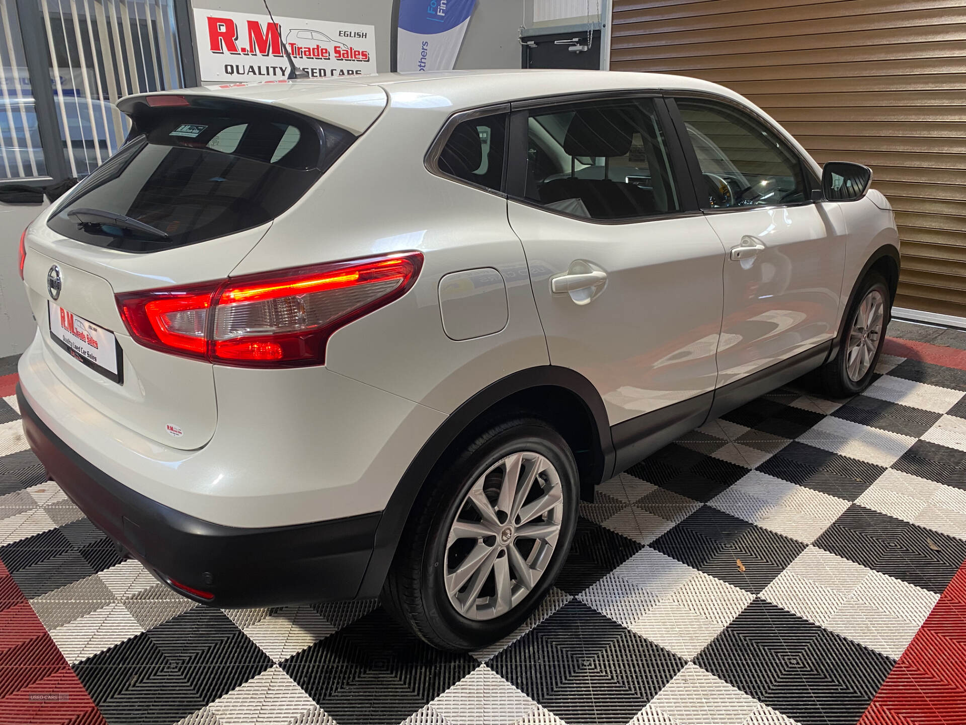 Nissan Qashqai DIESEL HATCHBACK in Tyrone