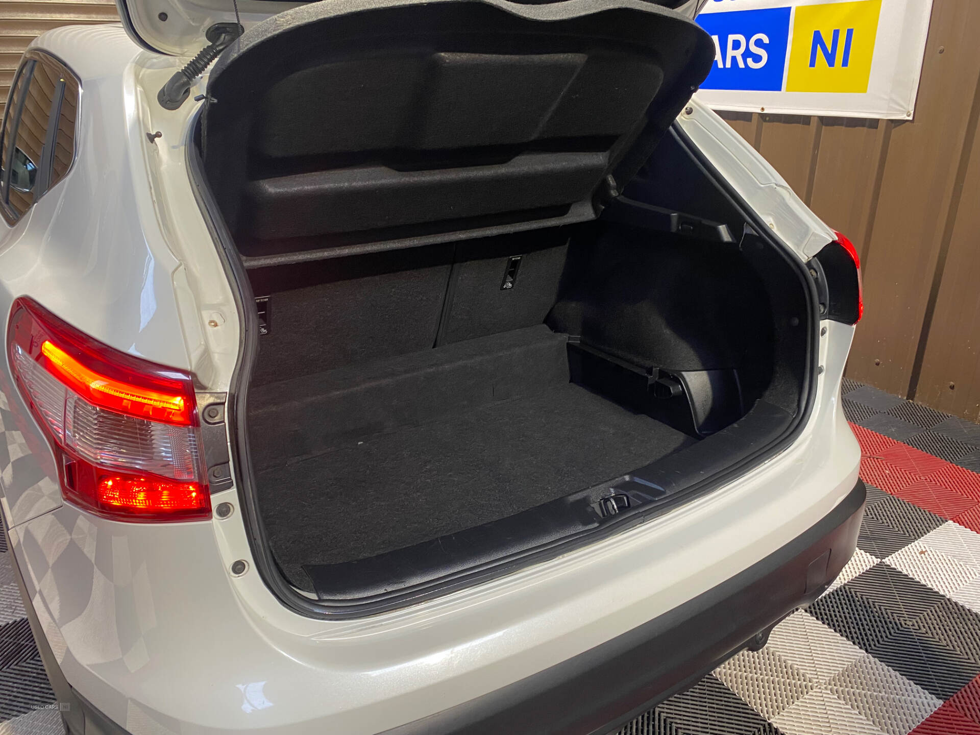 Nissan Qashqai DIESEL HATCHBACK in Tyrone