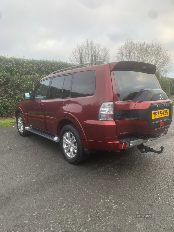 Mitsubishi Shogun DIESEL STATION WAGON in Down