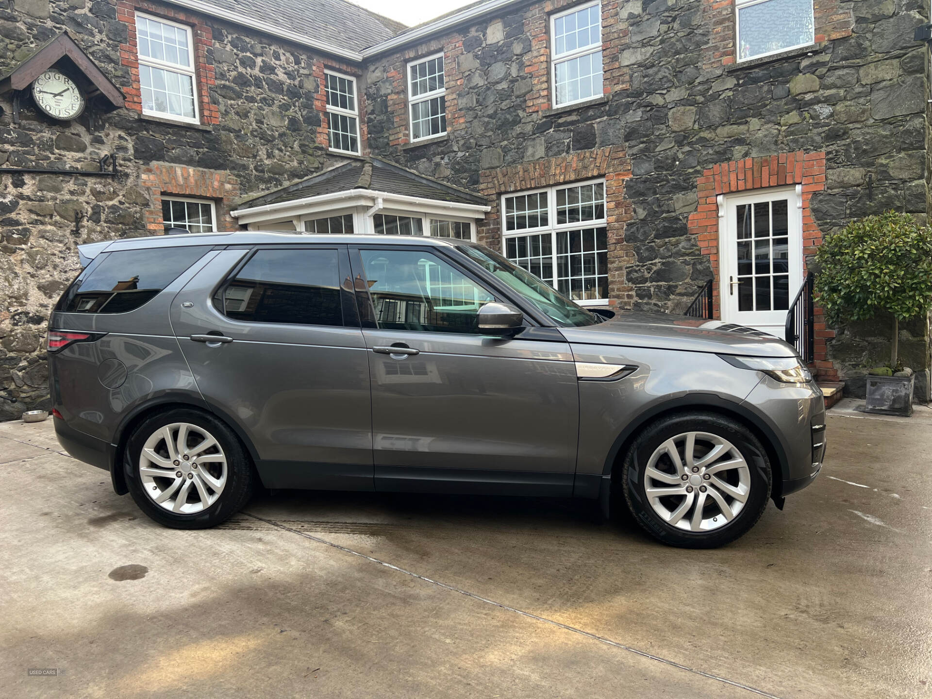 Land Rover Discovery DIESEL SW in Antrim