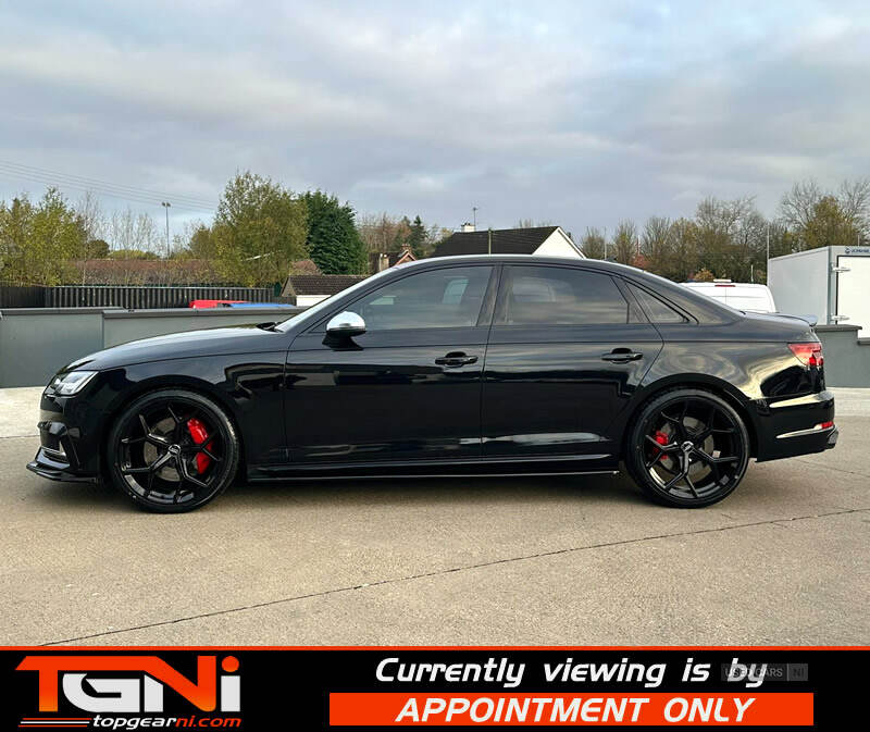 Nov 2017 Audi A4 S4 Quattro 4dr Tip Tronic