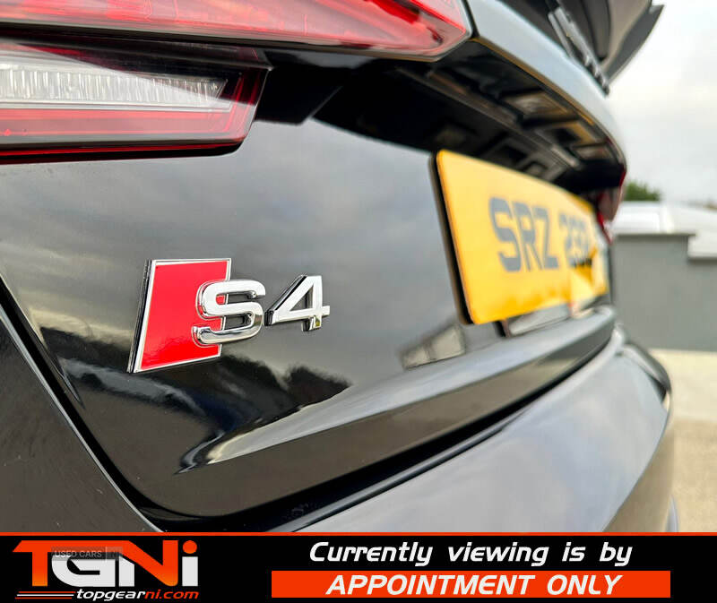Nov 2017 Audi A4 S4 Quattro 4dr Tip Tronic