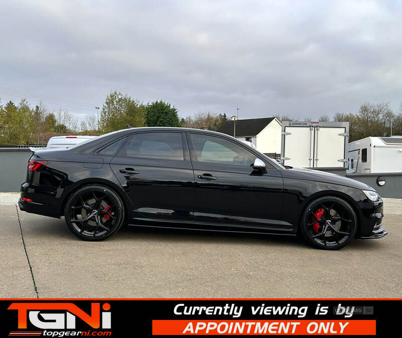 Nov 2017 Audi A4 S4 Quattro 4dr Tip Tronic