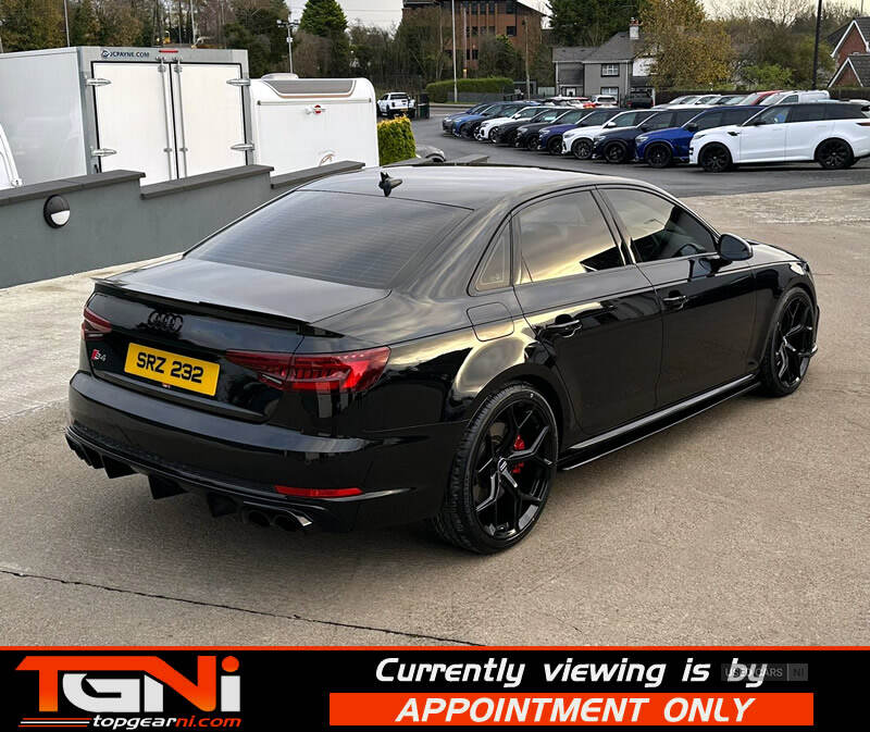 Nov 2017 Audi A4 S4 Quattro 4dr Tip Tronic
