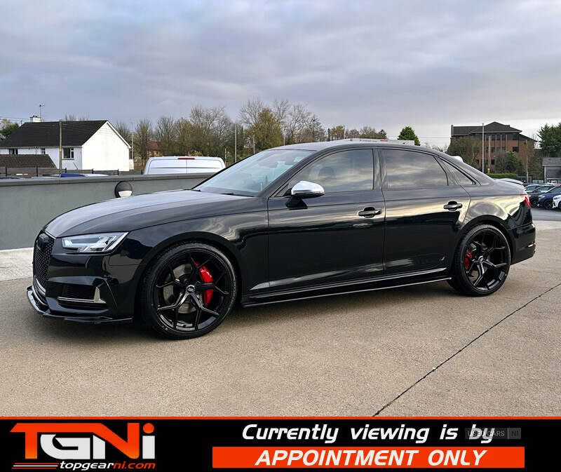Nov 2017 Audi A4 S4 Quattro 4dr Tip Tronic