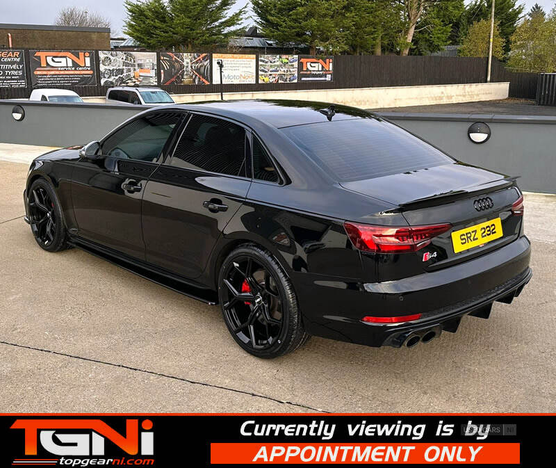 Nov 2017 Audi A4 S4 Quattro 4dr Tip Tronic