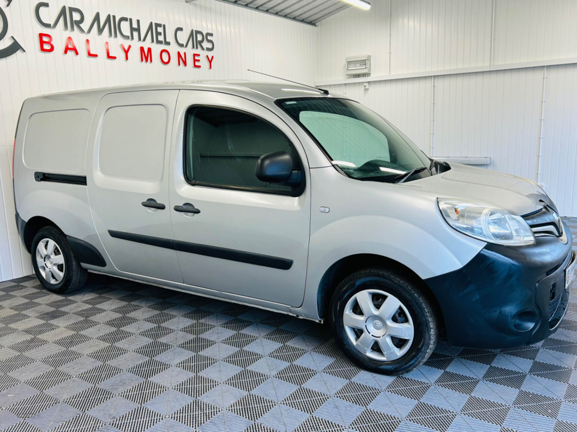 Renault Kangoo MAXI DIESEL in Antrim