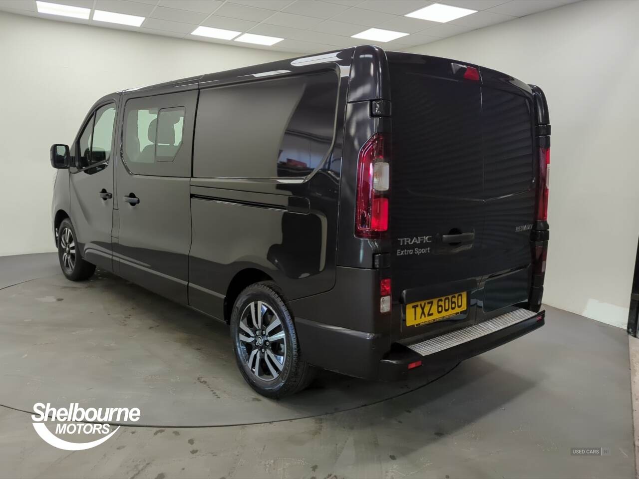 Apr 2024 Renault Trafic LL30 Blue dCi 170 Extra Sport Crew Van EDC