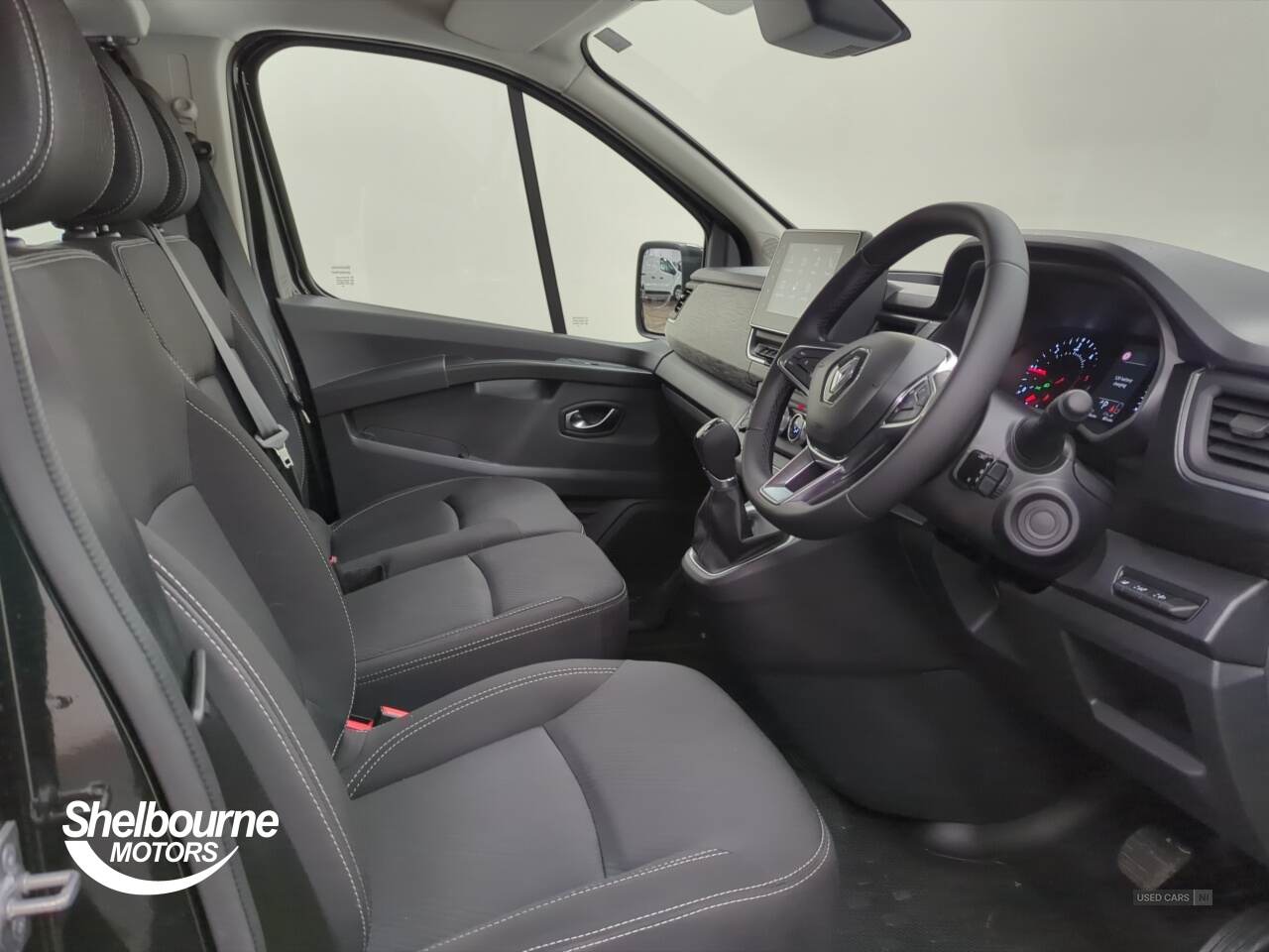 Apr 2024 Renault Trafic LL30 Blue dCi 170 Extra Sport Crew Van EDC