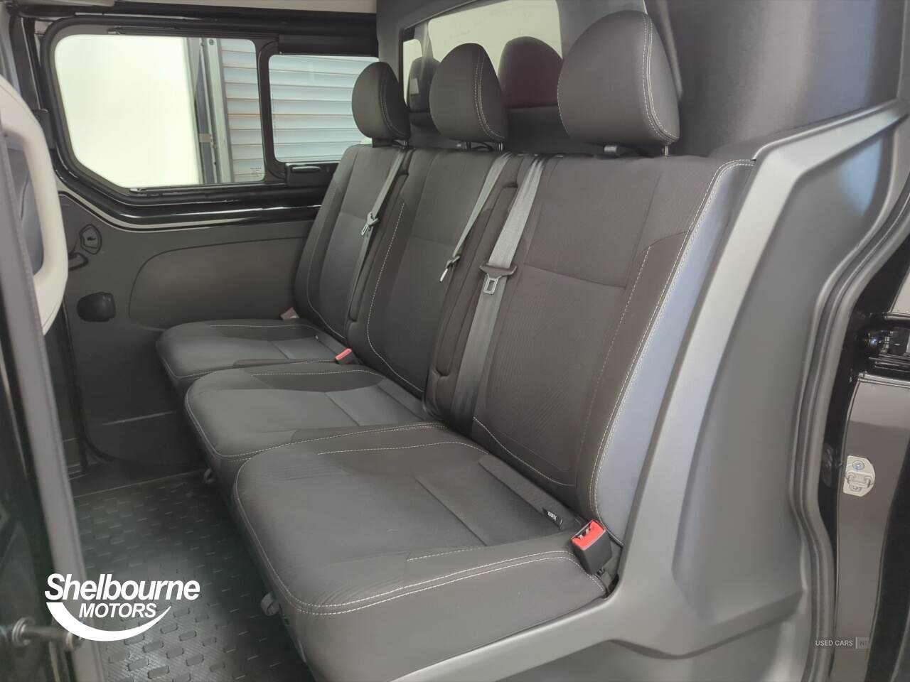 Apr 2024 Renault Trafic LL30 Blue dCi 170 Extra Sport Crew Van EDC