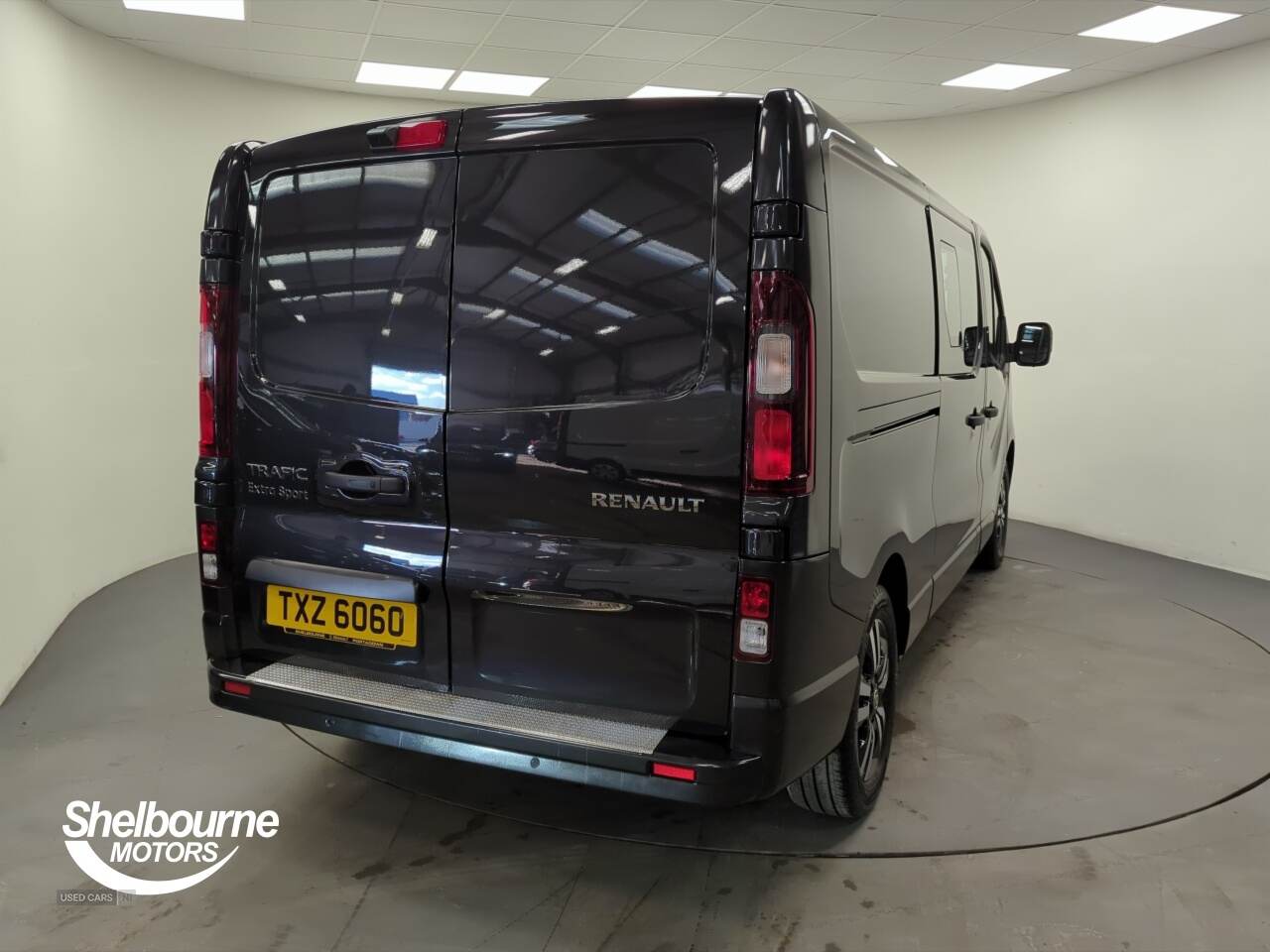 Apr 2024 Renault Trafic LL30 Blue dCi 170 Extra Sport Crew Van EDC