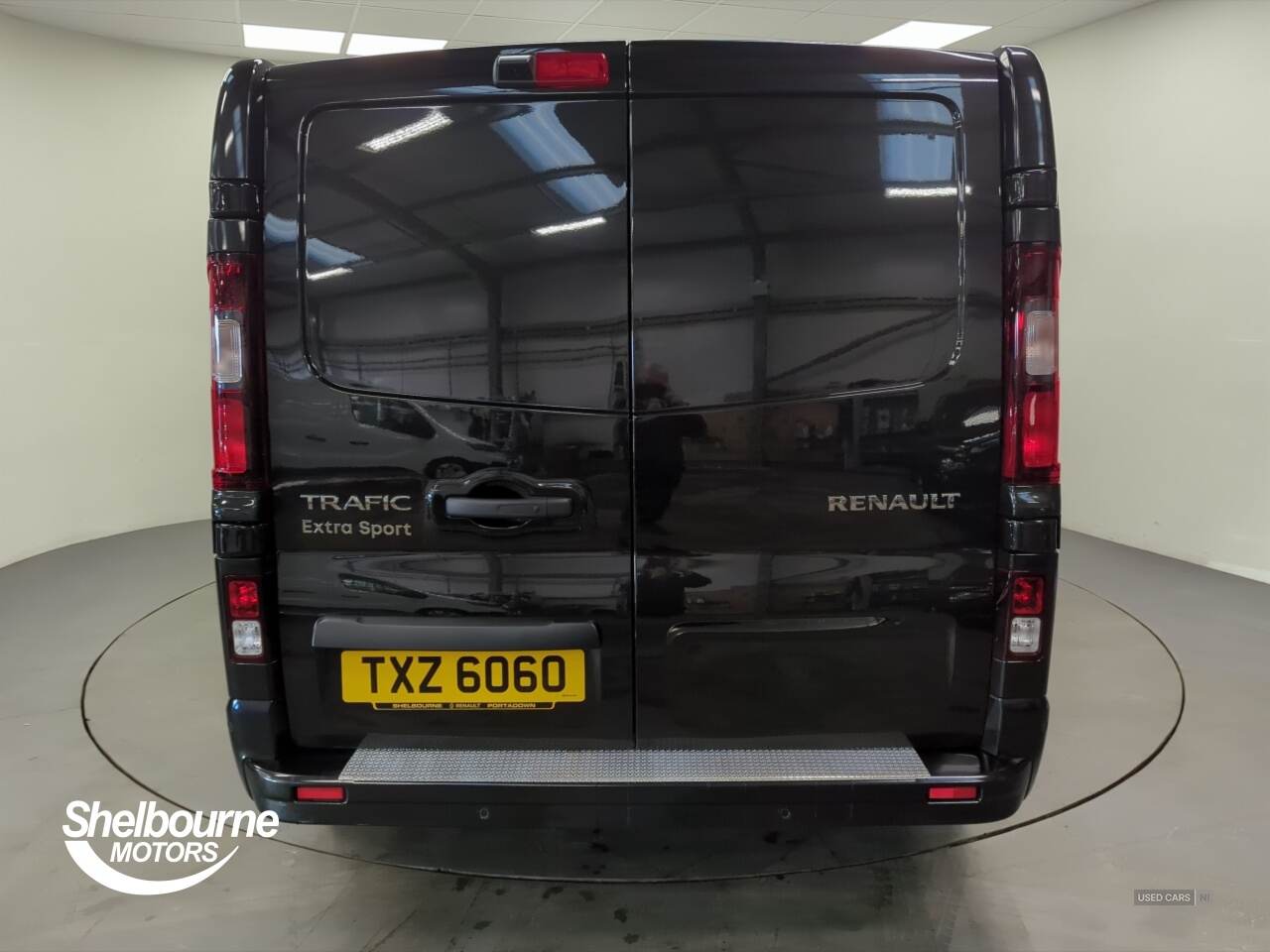 Apr 2024 Renault Trafic LL30 Blue dCi 170 Extra Sport Crew Van EDC