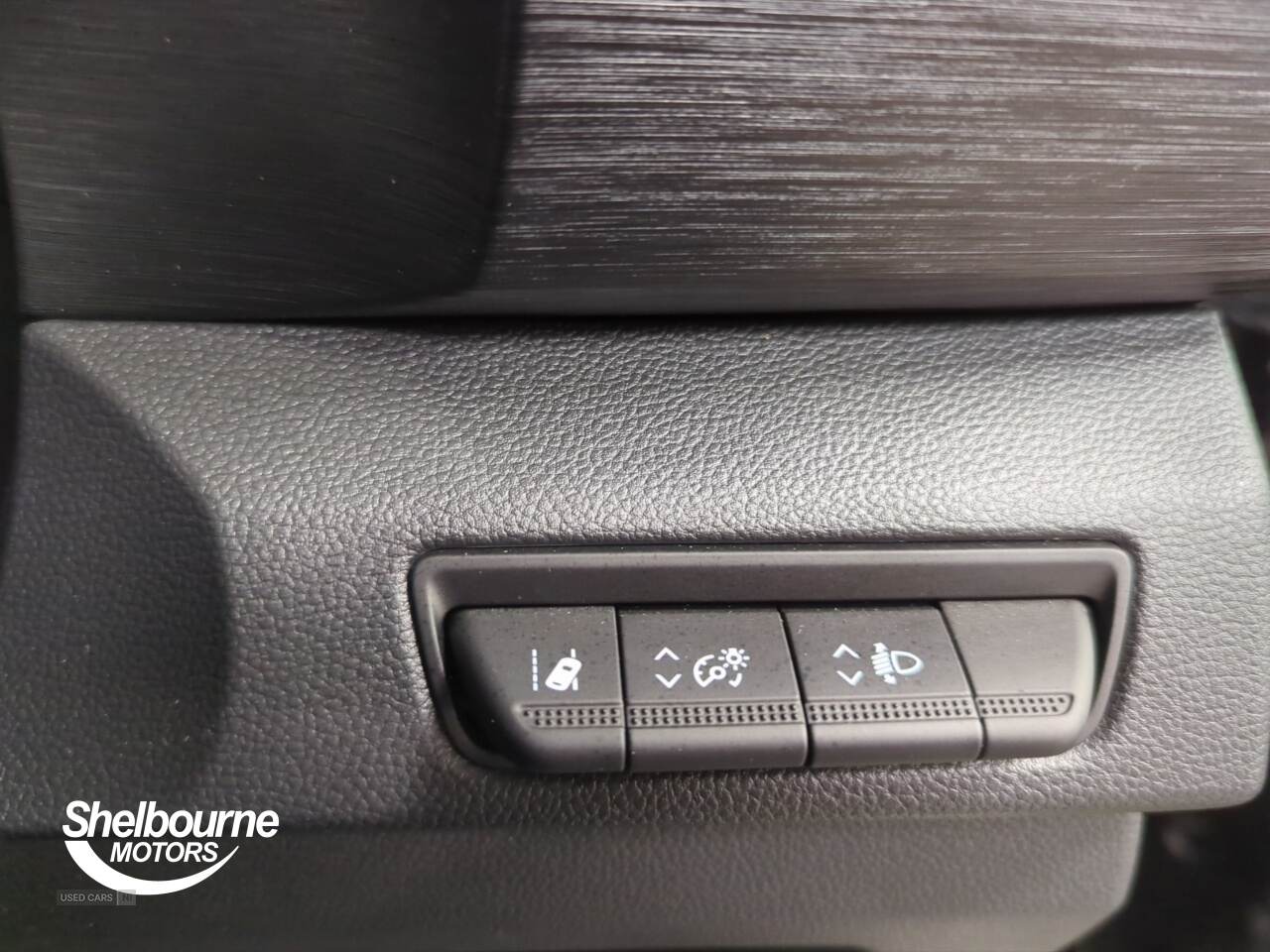 Apr 2024 Renault Trafic LL30 Blue dCi 170 Extra Sport Crew Van EDC