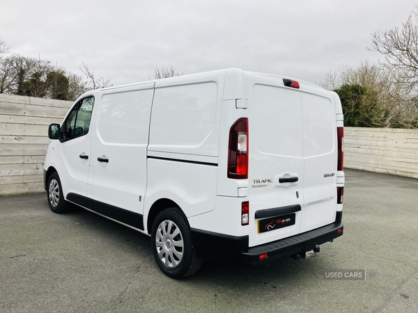 Renault Trafic SWB DIESEL in Down