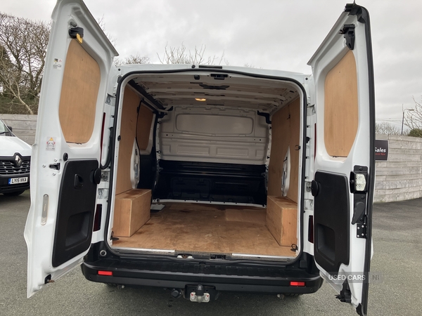 Renault Trafic SWB DIESEL in Down