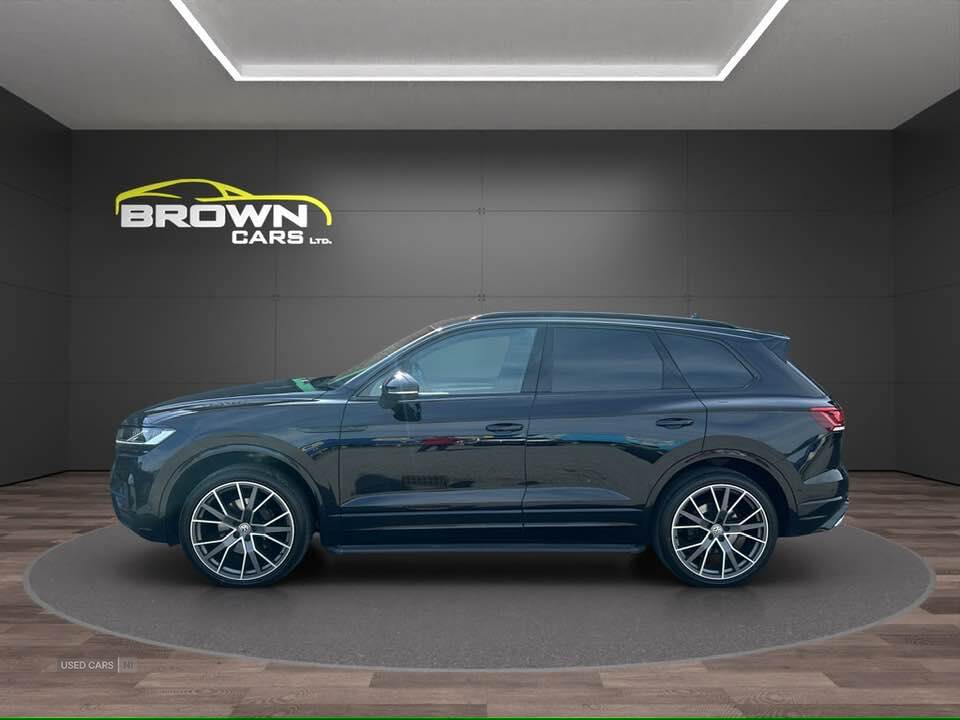 Oct 2018 Volkswagen Touareg 3.0 V6 TDI 4Motion R-Line Tech 5dr Tip Auto