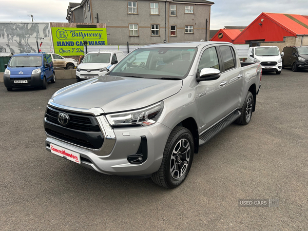 Toyota Hilux 2.8 D-4D INVINCABLE in Antrim