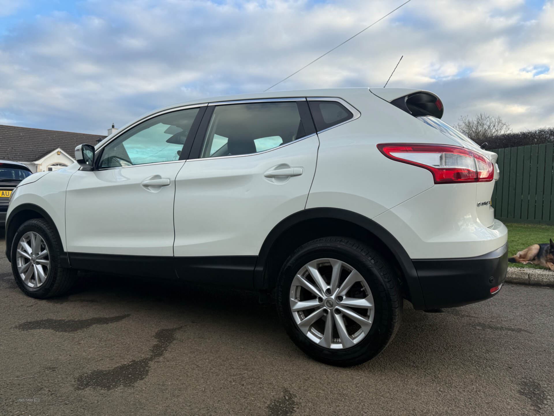 Nissan Qashqai DIESEL HATCHBACK in Antrim