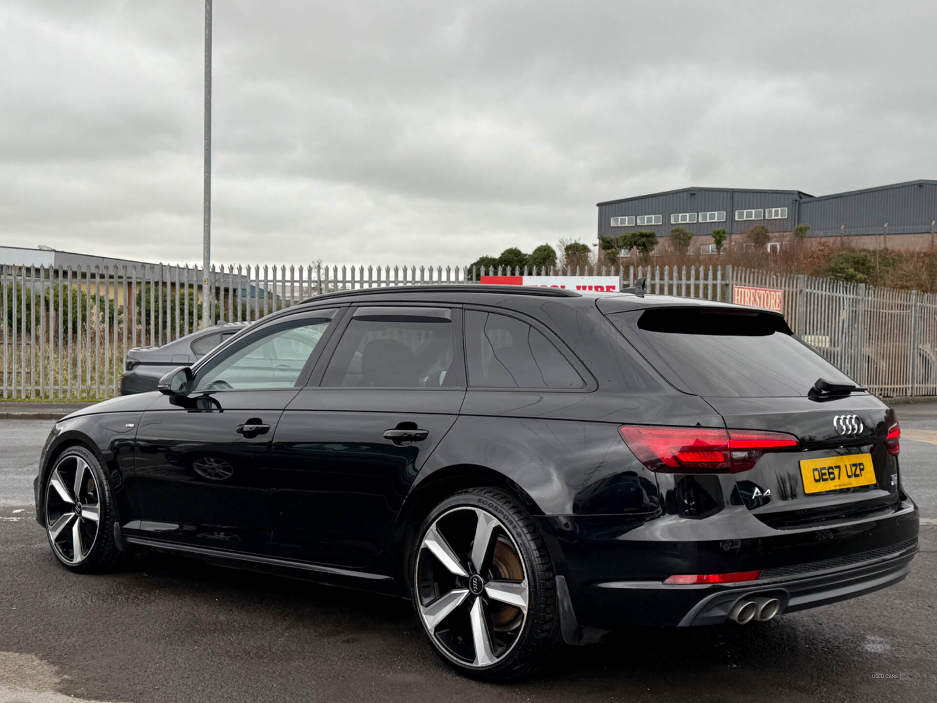 Audi A4 DIESEL AVANT in Down