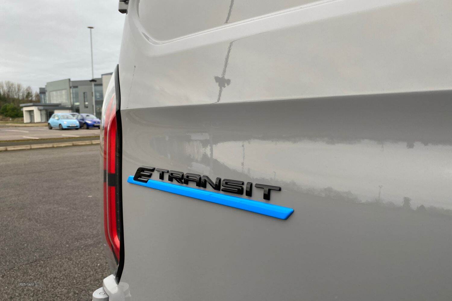 Dec 2024 Ford Transit Custom 100kW 65kWh H1 Van Limited Auto
