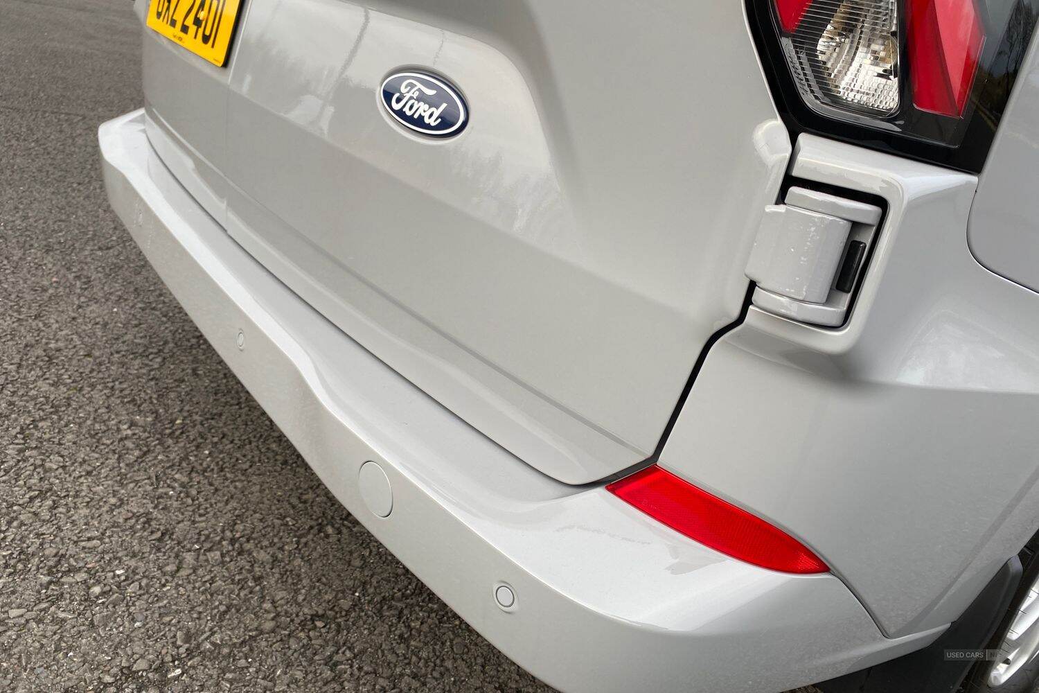 Dec 2024 Ford Transit Custom 100kW 65kWh H1 Van Limited Auto