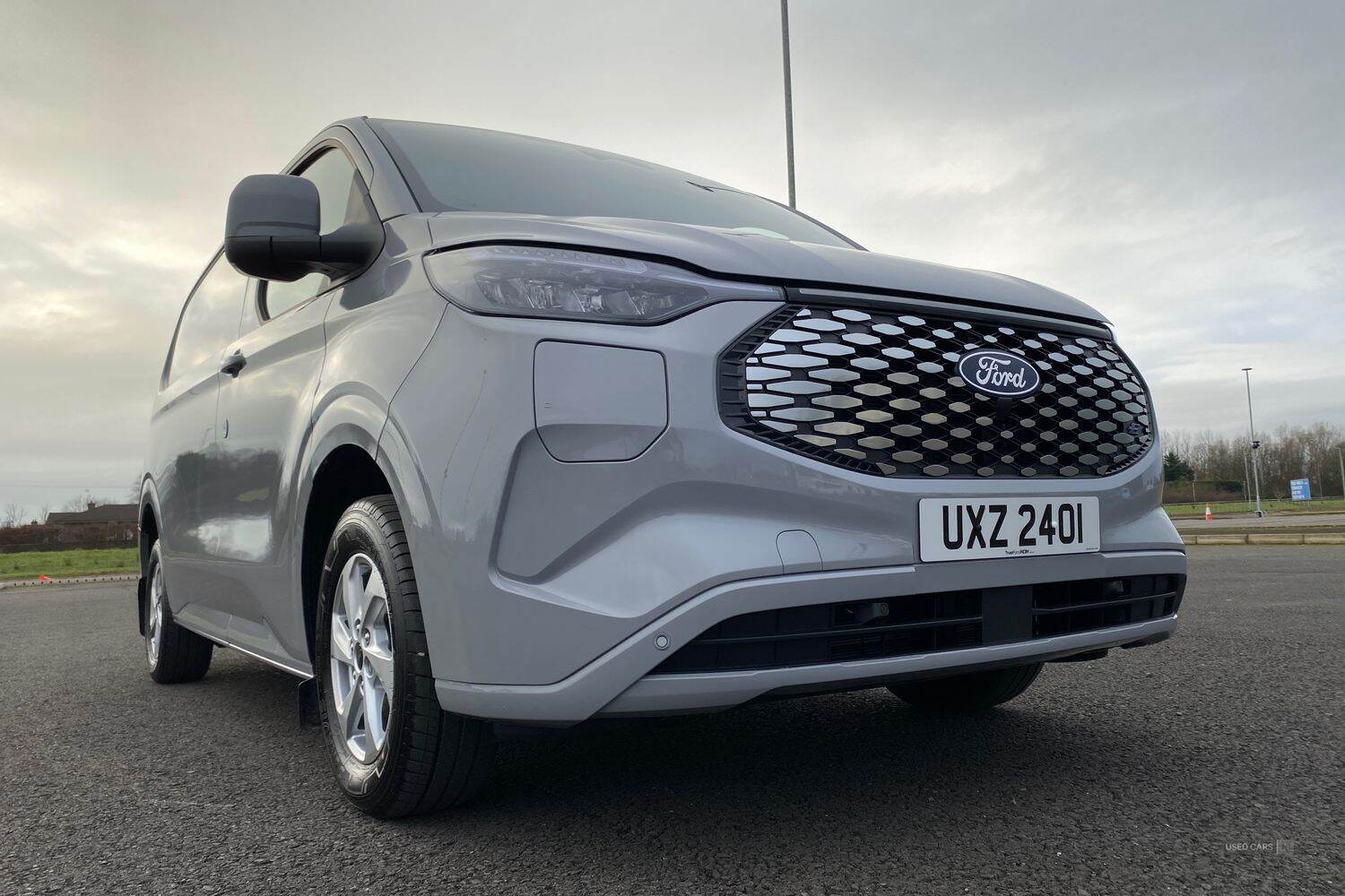 Dec 2024 Ford Transit Custom 100kW 65kWh H1 Van Limited Auto