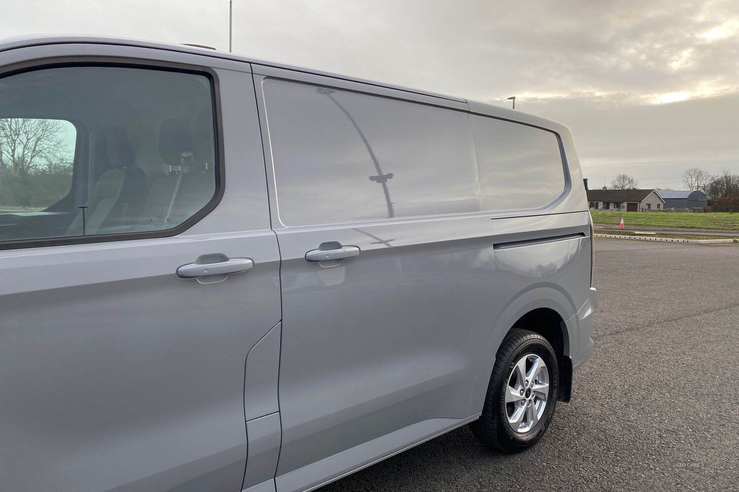 Dec 2024 Ford Transit Custom 100kW 65kWh H1 Van Limited Auto