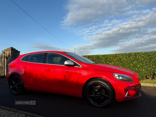 Volvo V40 DIESEL HATCHBACK in Antrim