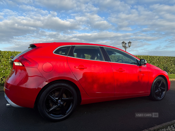 Volvo V40 DIESEL HATCHBACK in Antrim