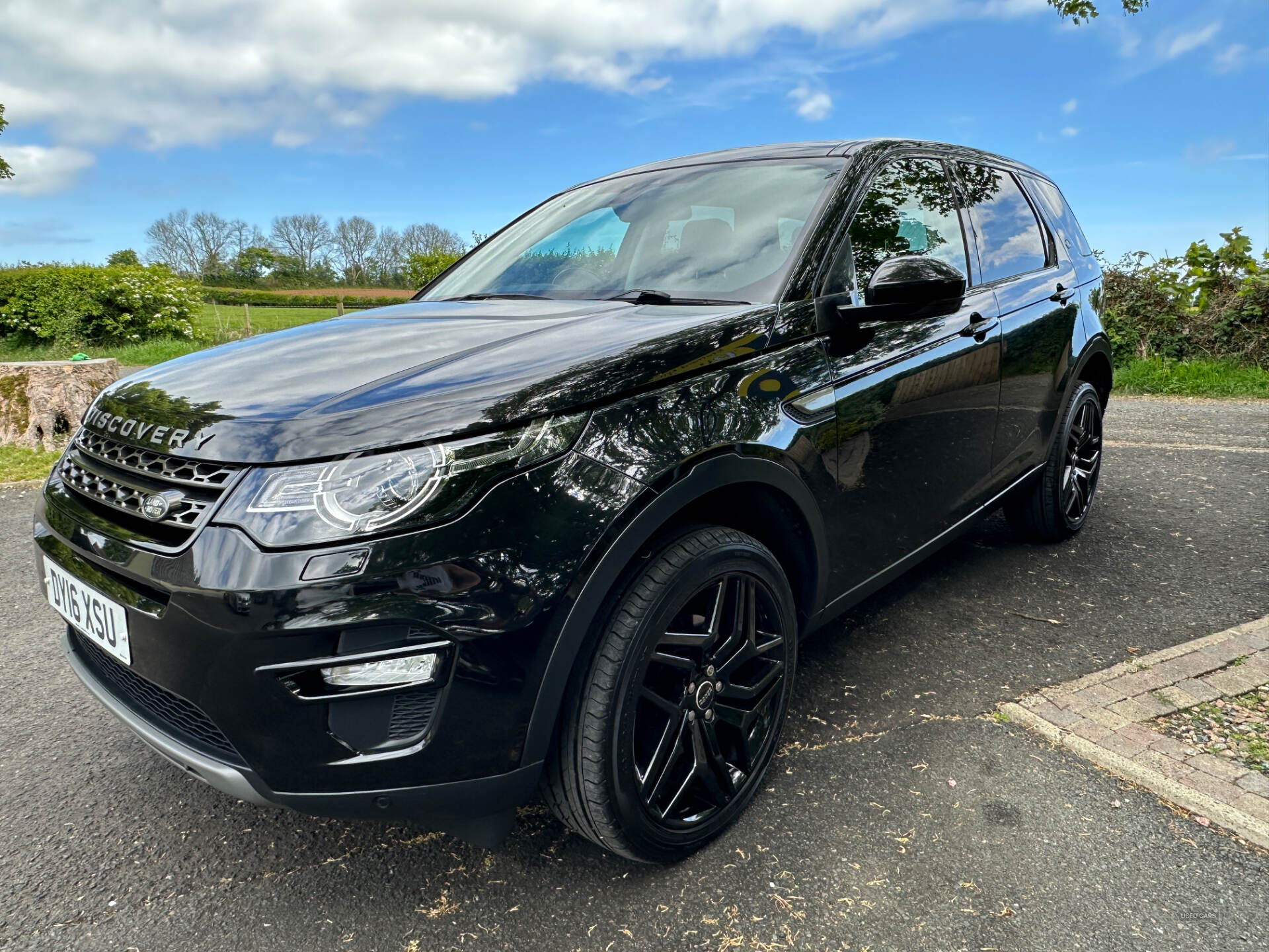 Mar 2016 Land Rover Discovery Sport 2.0 TD4 180 SE Tech 5dr Auto