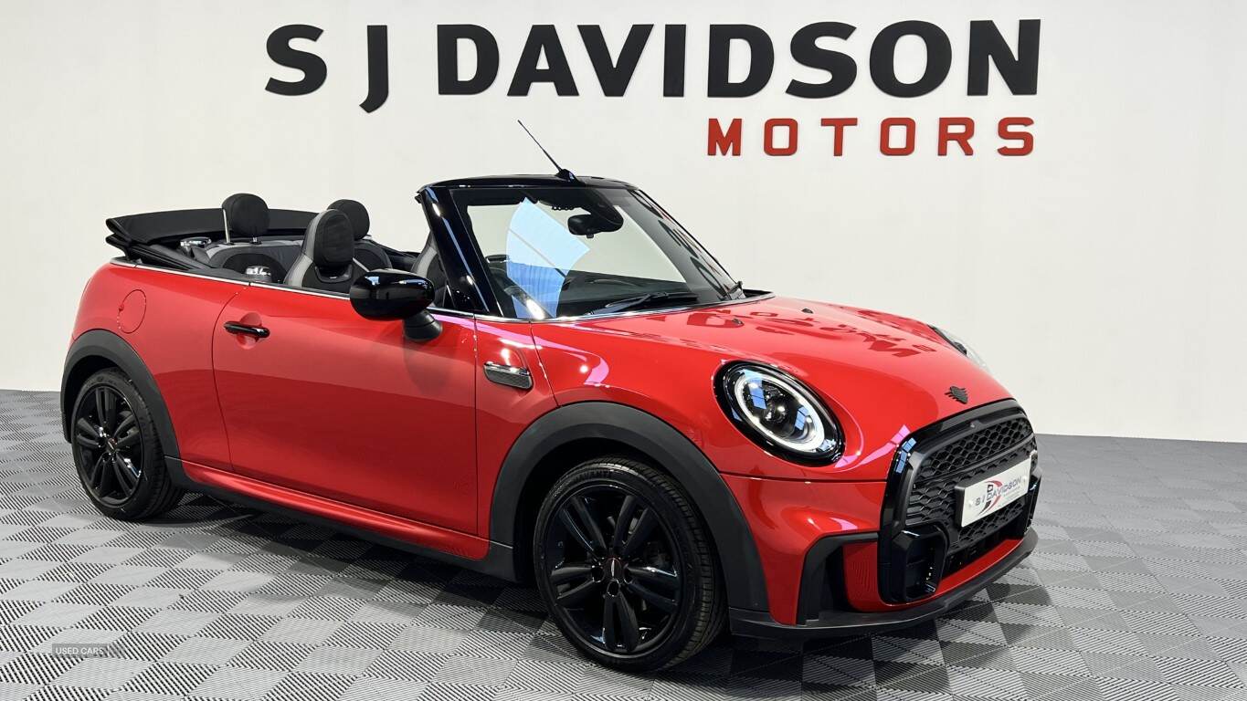 Nov 2023 MINI Convertible 1.5 Cooper Sport 2dr Auto [Comfort/Nav Pack]