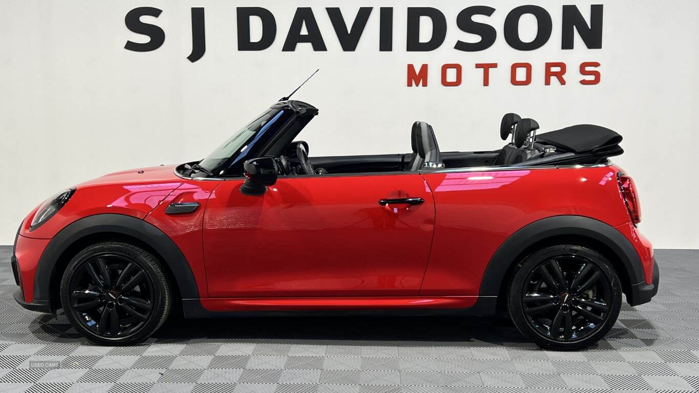 Nov 2023 MINI Convertible 1.5 Cooper Sport 2dr Auto [Comfort/Nav Pack]