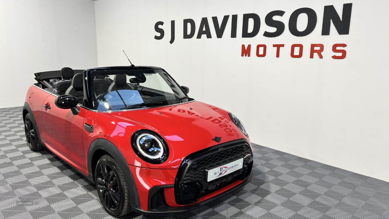 Nov 2023 MINI Convertible 1.5 Cooper Sport 2dr Auto [Comfort/Nav Pack]