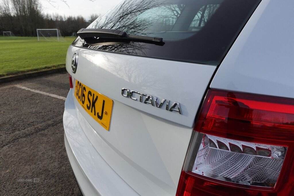 Jul 2016 Skoda Octavia 1.6 TDI CR 110 SE L 5dr