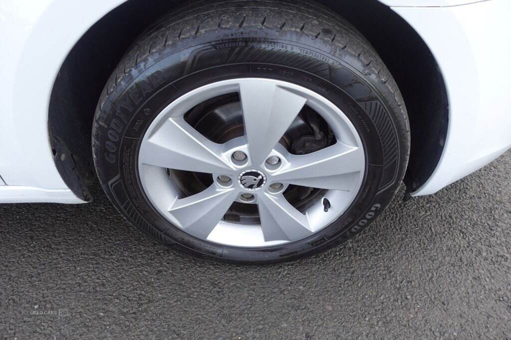 Jul 2016 Skoda Octavia 1.6 TDI CR 110 SE L 5dr