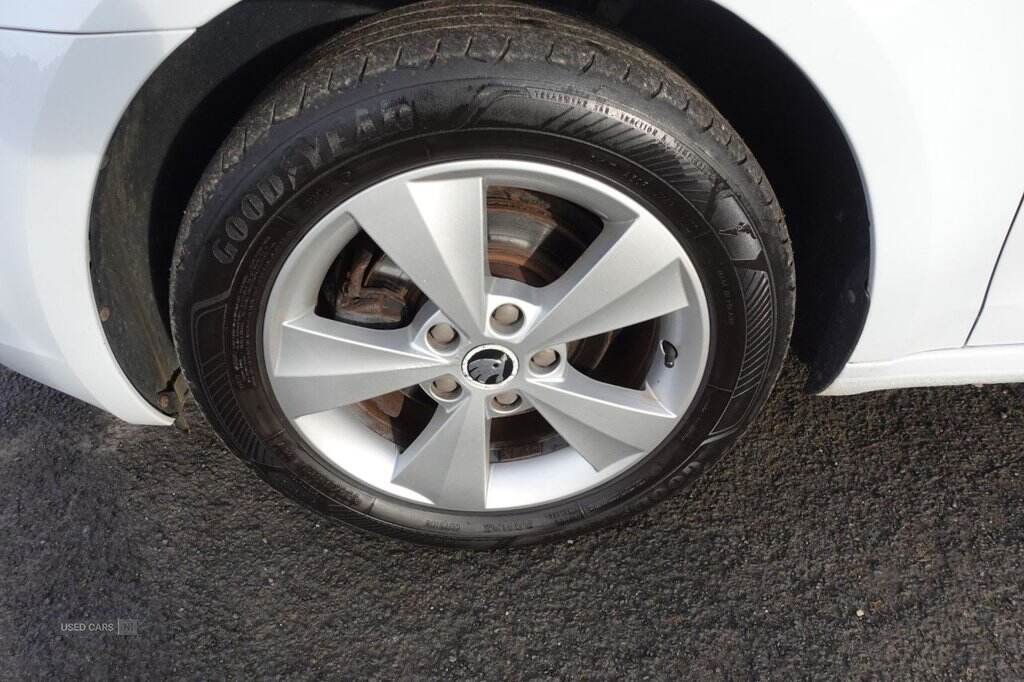 Jul 2016 Skoda Octavia 1.6 TDI CR 110 SE L 5dr