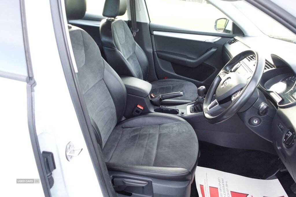 Jul 2016 Skoda Octavia 1.6 TDI CR 110 SE L 5dr