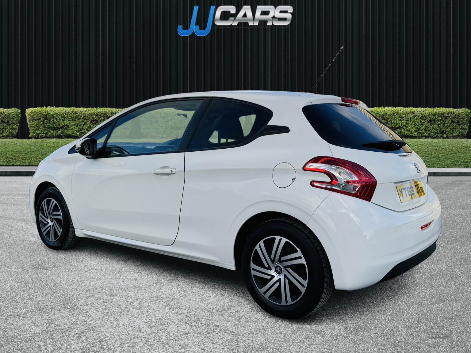 Oct 2013 Peugeot 208 1.4 e-HDi Access+ 3dr EGC