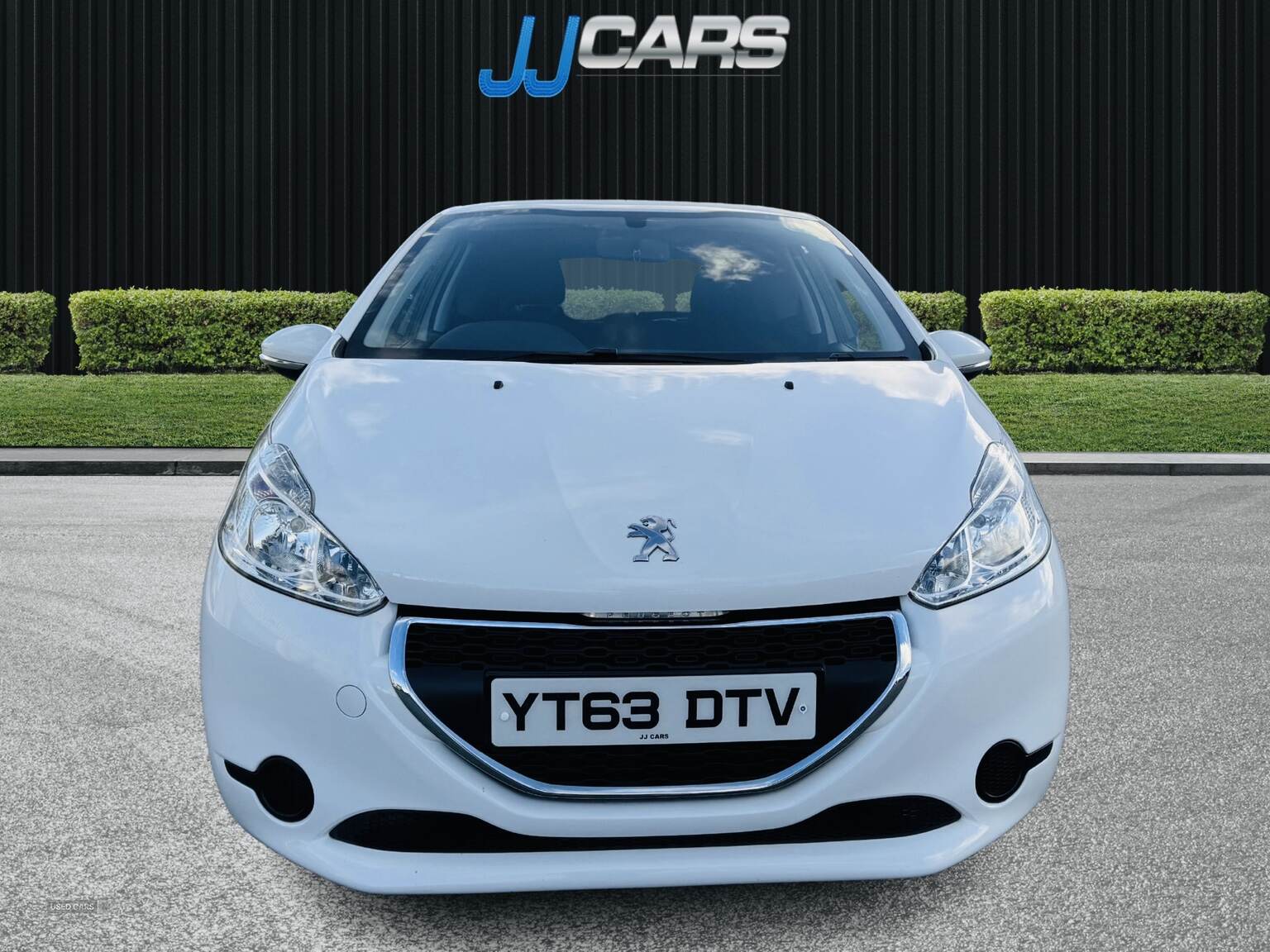 Oct 2013 Peugeot 208 1.4 e-HDi Access+ 3dr EGC