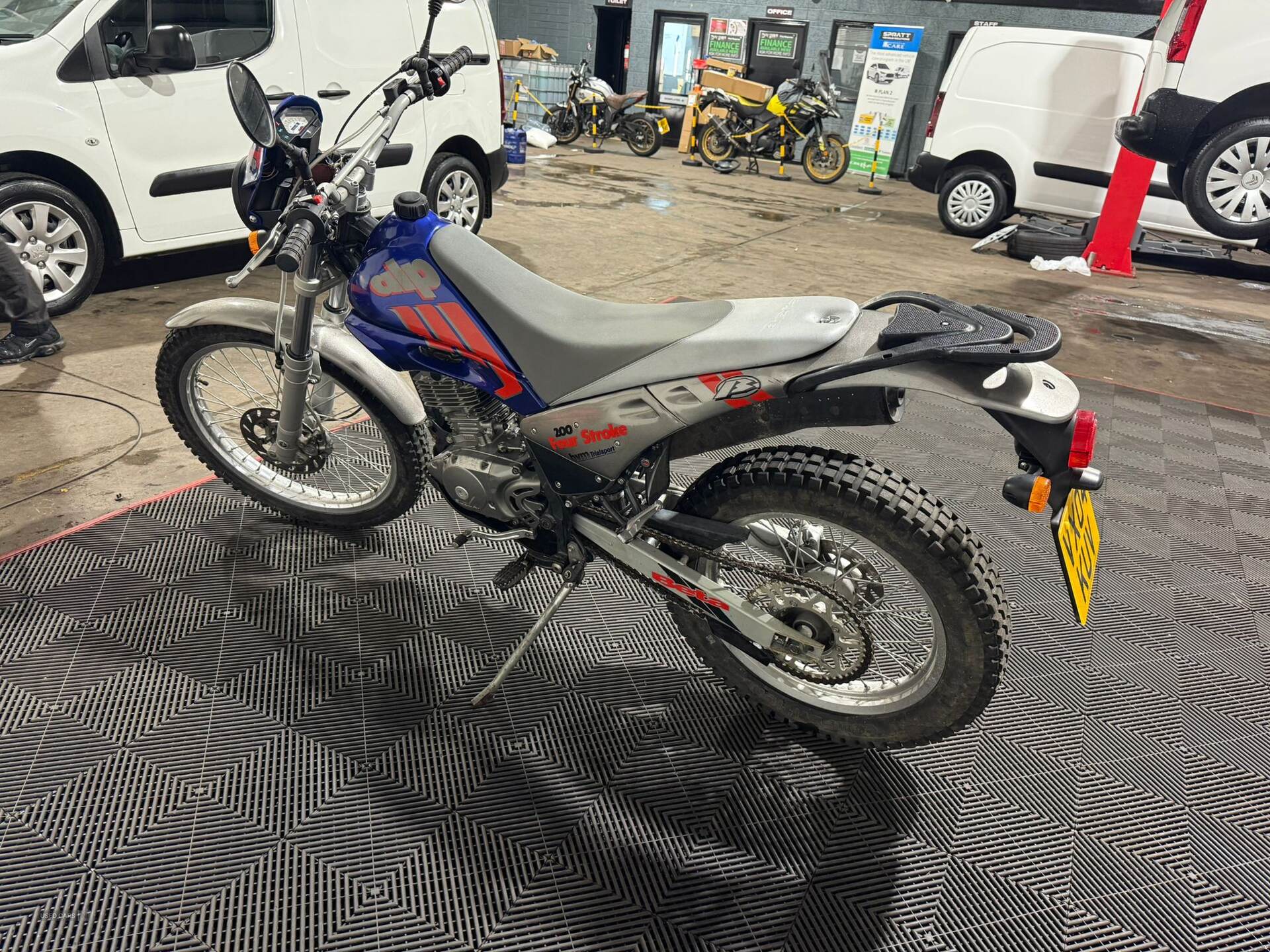 Apr 2004 Beta ALP 4T