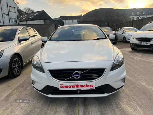 Volvo V40 DIESEL HATCHBACK in Antrim