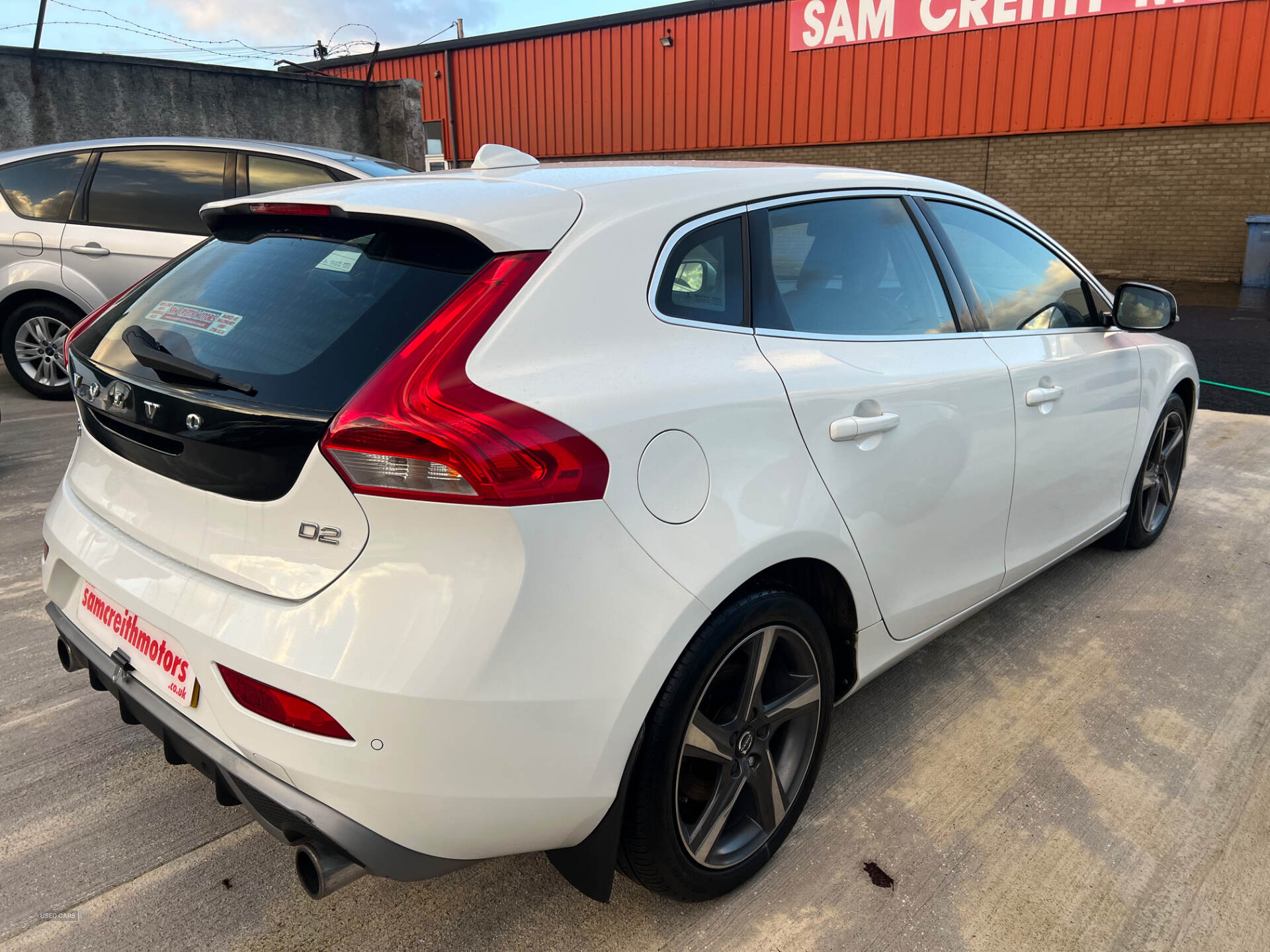 Volvo V40 DIESEL HATCHBACK in Antrim