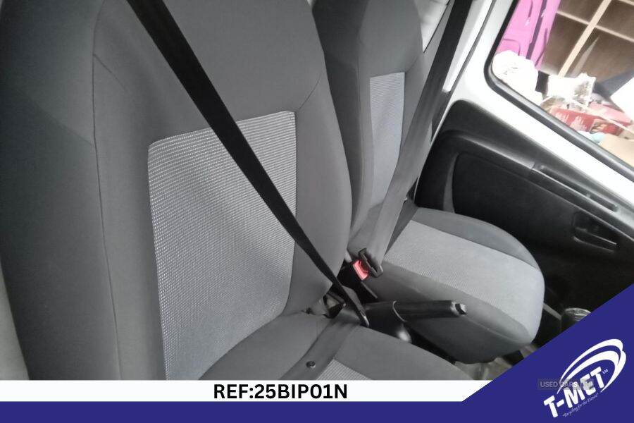 Oct 2014 Peugeot Bipper 1.3 HDi 75 S [non Start/Stop]