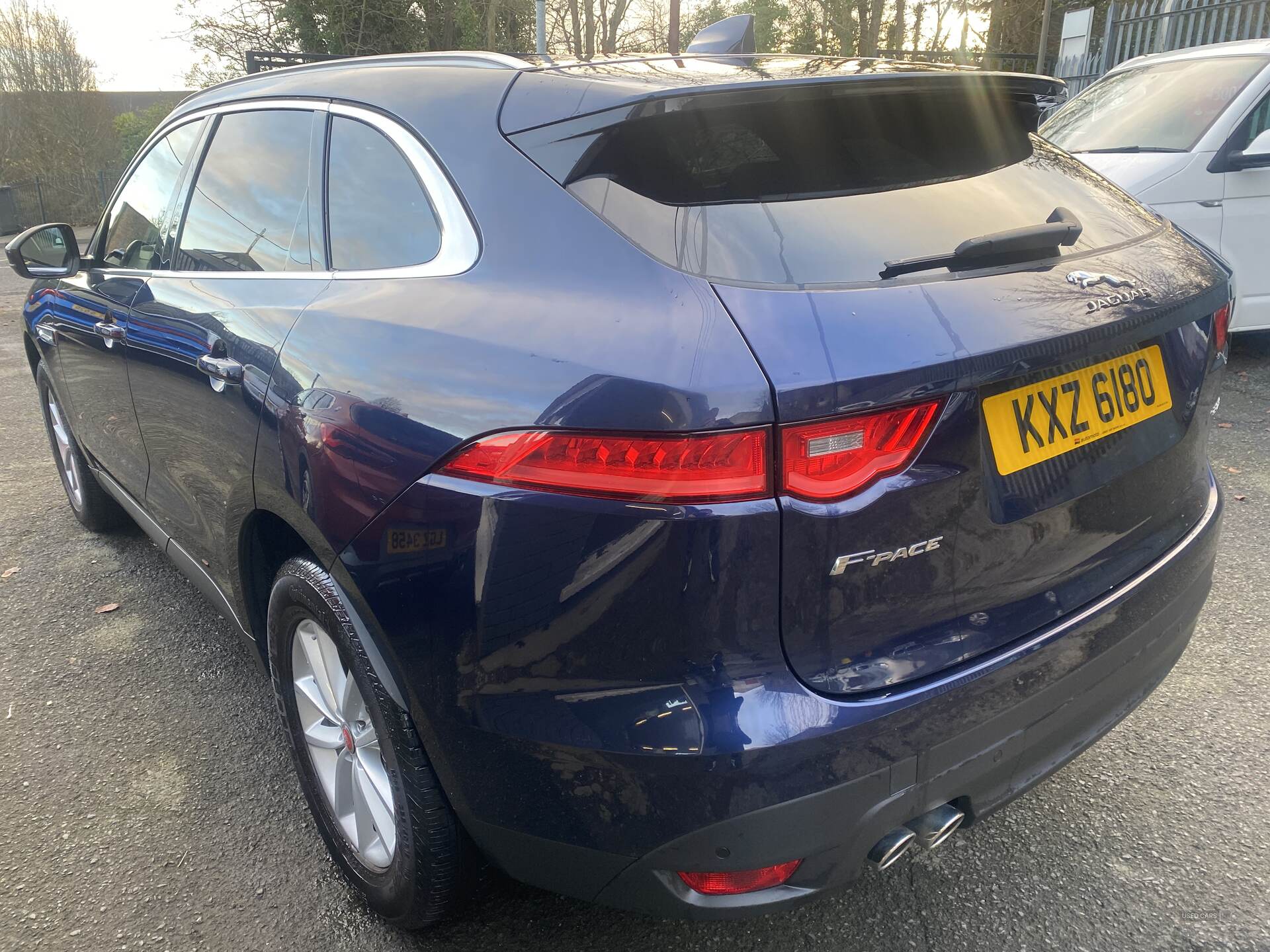 May 2017 Jaguar F-Pace 2.0d Prestige 5dr Auto
