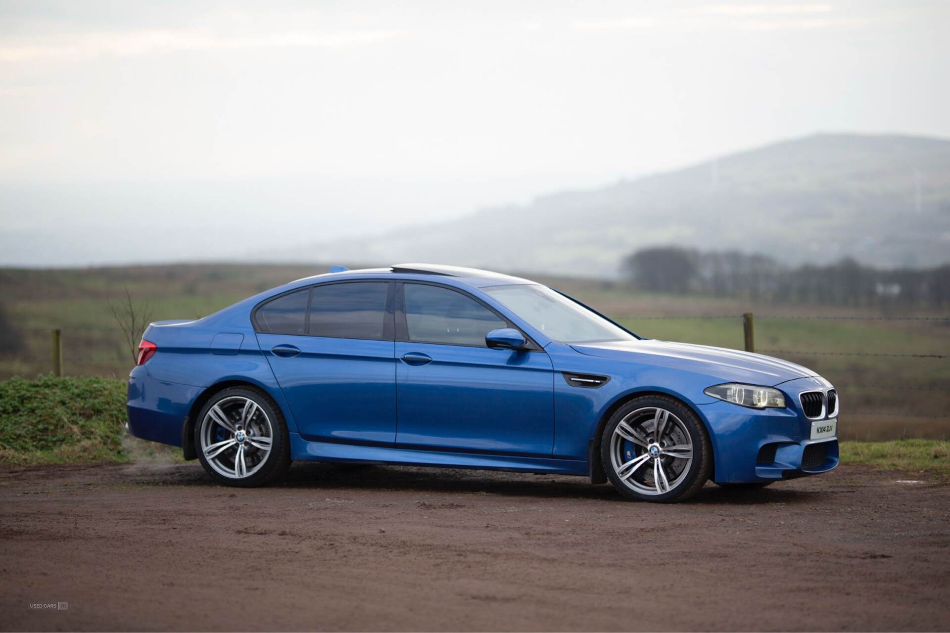 Apr 2014 BMW M5 M5 4dr DCT