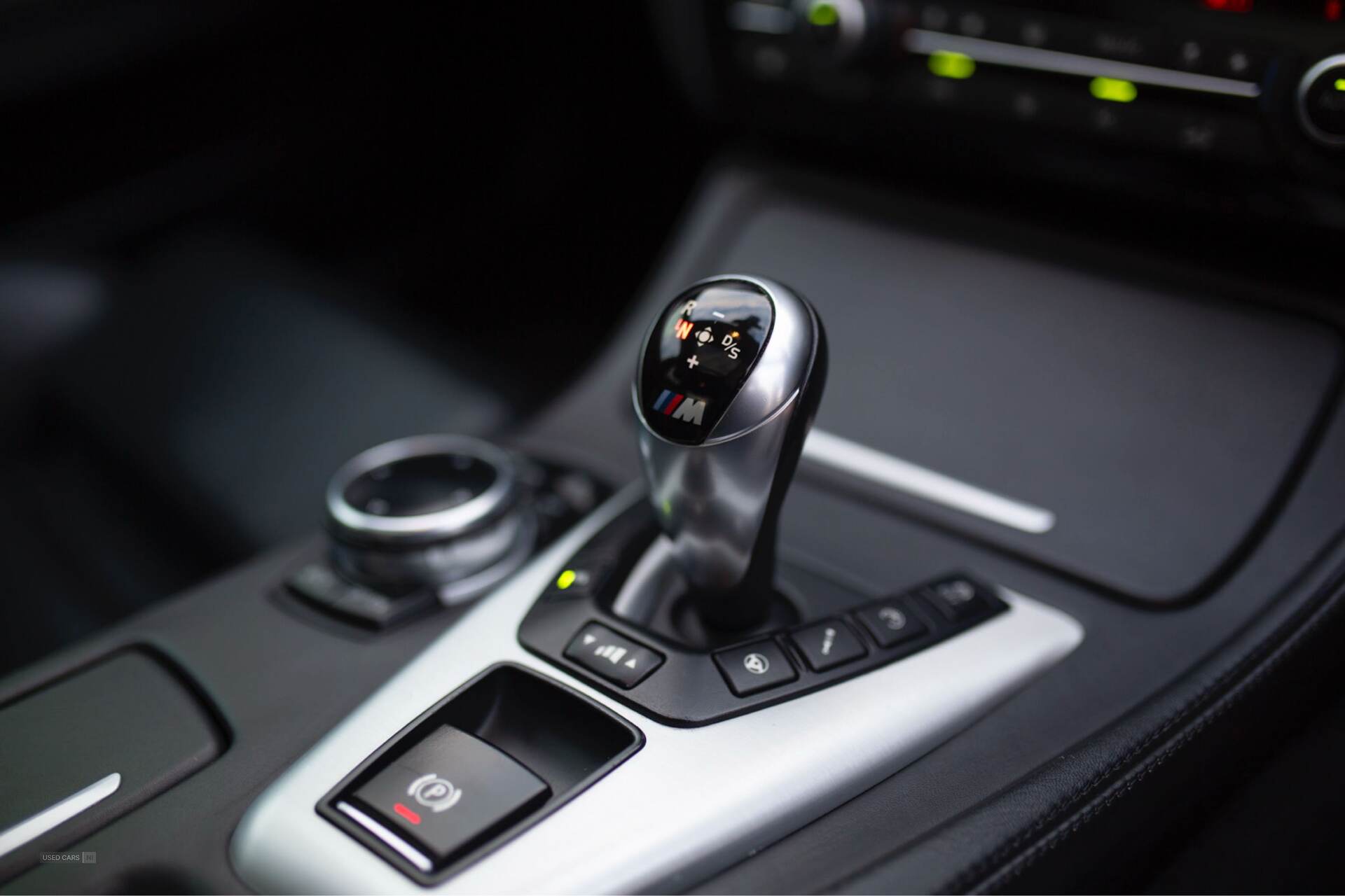 Apr 2014 BMW M5 M5 4dr DCT