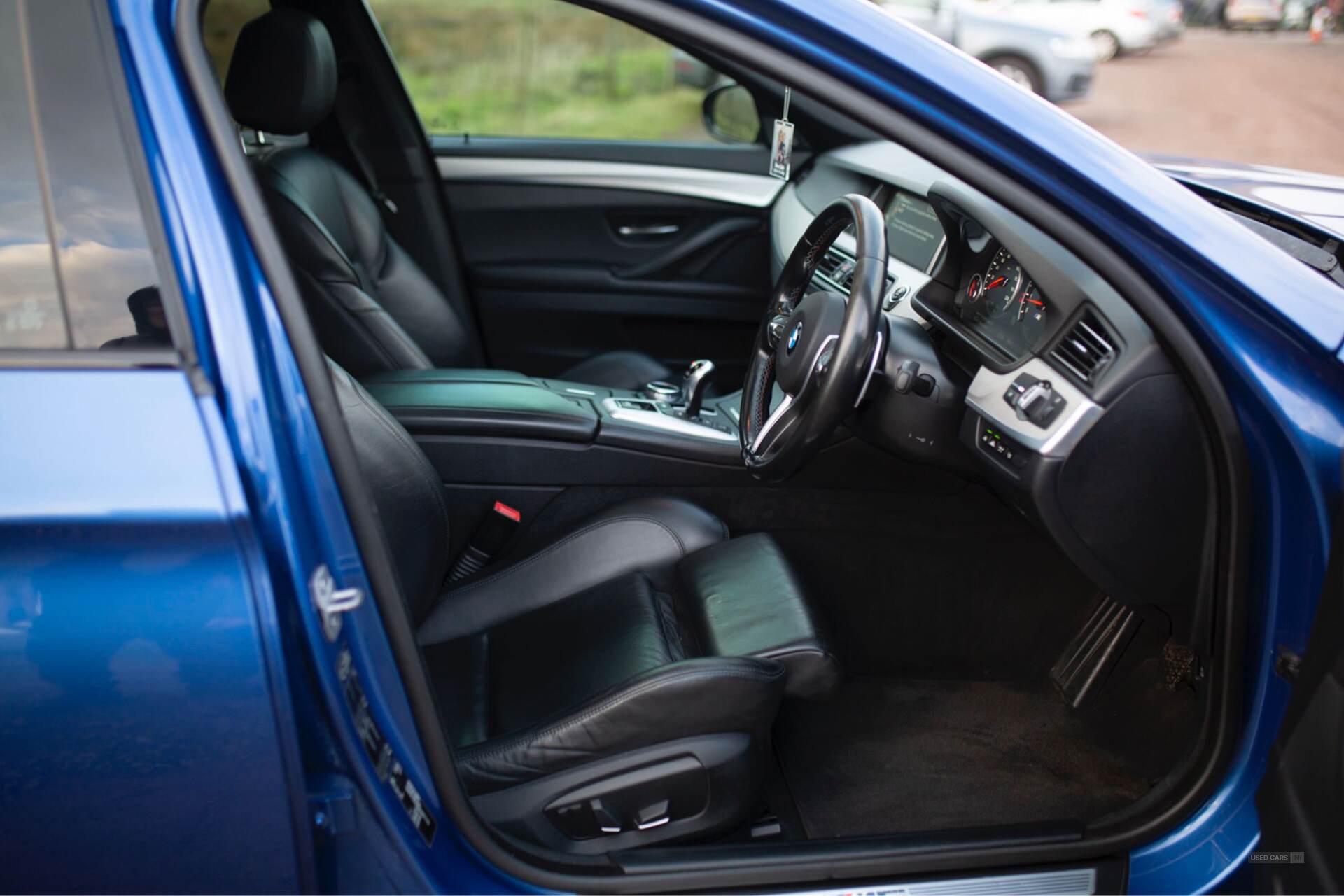 Apr 2014 BMW M5 M5 4dr DCT
