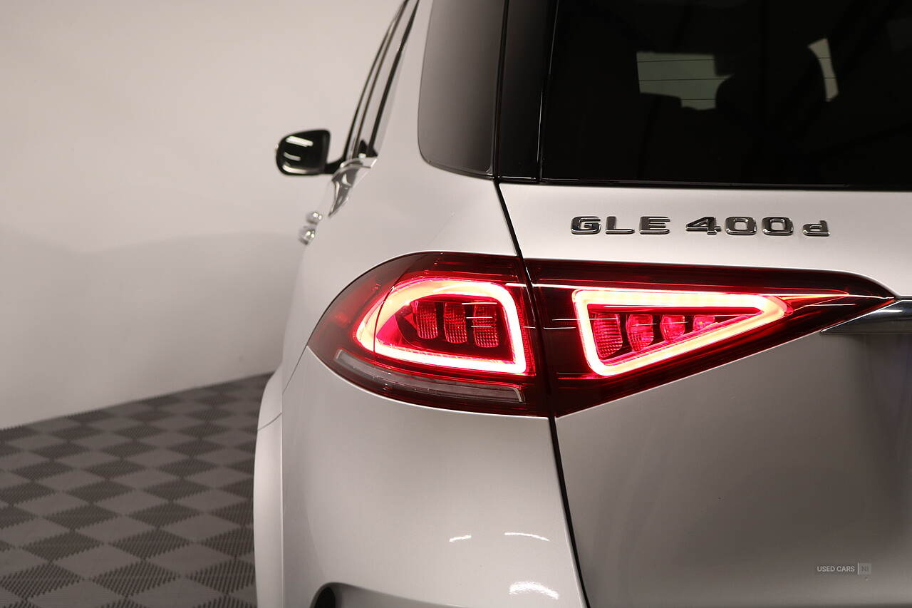 Jul 2020 Mercedes-Benz GLE GLE 400d 4Matic AMG Line Prem + 5dr 9G-Tron [7 St]